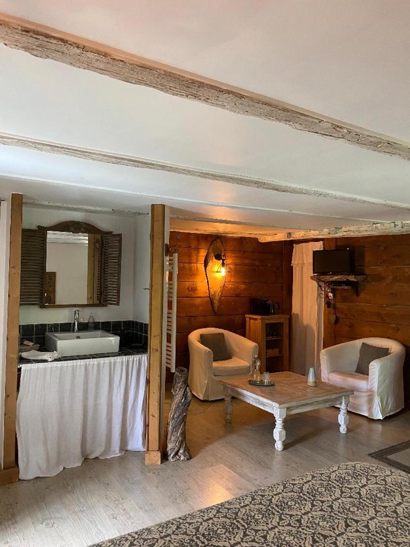La Perle De La Lauziere, Chambres D Hotes Argentine Exteriör bild