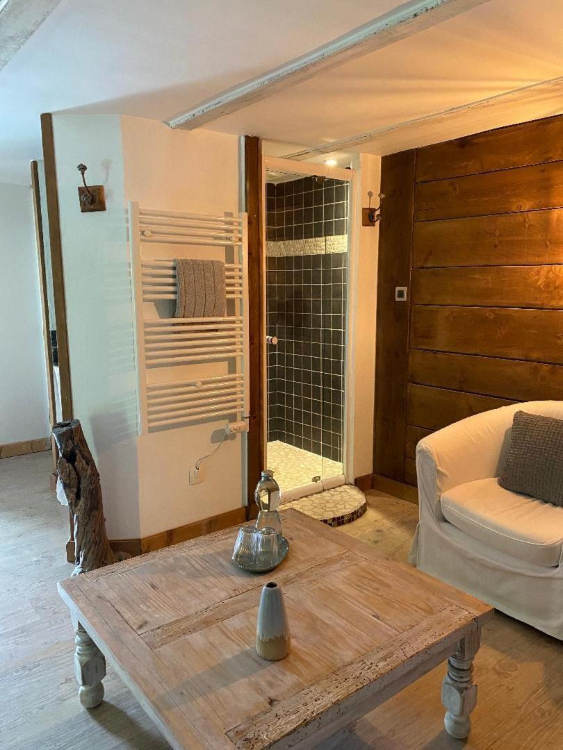 La Perle De La Lauziere, Chambres D Hotes Argentine Exteriör bild